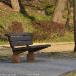 ［6］公園のベンチ