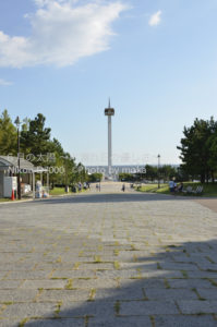 ［6］海辺から駅に続く道