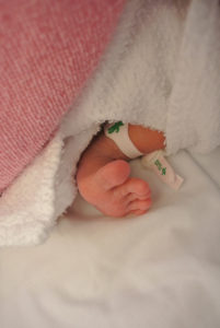 ［6］小さい足、大きく元気に育つことを祈っています