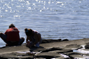 ［6］思わず微笑む、姉妹の姿
