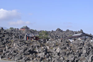［6］浅間山の溶岩が創りだした、大迫力の造形美！