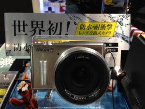 ［6］Nikon 1  AW1　【世界初！防水・耐衝撃レンズ交換式カメラ】