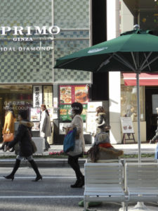 ［6］歩行者天国となった銀座の街をブラり散歩