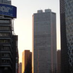 ［6］新宿のビルを夕日が染める