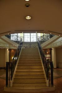 ［6］お城の中やホテルを思わせる雰囲気に酔いしれる