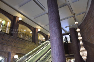 ［6］ディズニリゾートでは、階段もアトラクションのよう！？