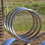 ［6］北風が吹きすさぶ公園で