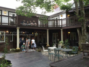 【ビートルズ好き集まれ】ビートルズに囲まれて食事をしよう