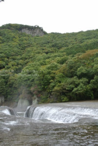 ［6］渓谷美の絶景に紅葉が重なったら！？