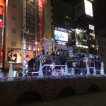 ［6］イルミネーションで彩られたSL広場