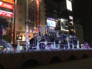 ［6］イルミネーションで彩られたSL広場