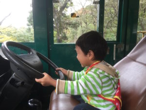 ［6］バスに乗って出発進行！！