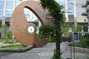 ［6］深川で出会ったモニュメント「時の環」