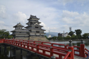 ［6］現存12天守の中では唯一の平城、国宝松本城