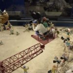 ［６］テレビ撮影の裏側をリアルにとらえたジオラマ