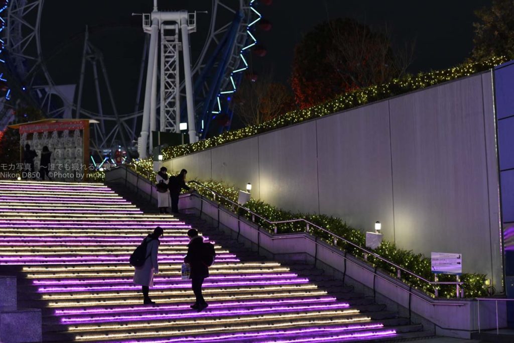 ［６］東京ドームシティの光の階段