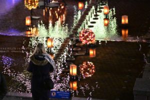 ［６］しっかりカメラを構えてイルミネーション撮影！！