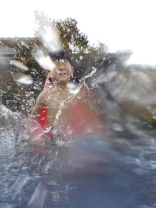 ［６］温泉に向かってダイブ！！