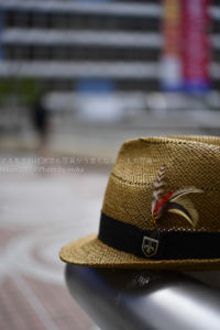 ［６］町中スナップで身につけている小物を使って撮影