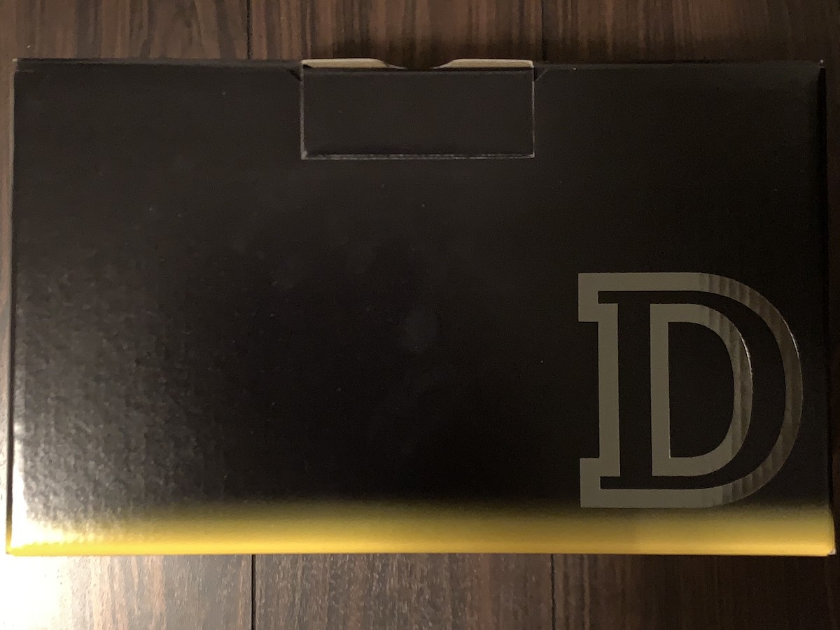 「D」の箱