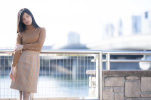 【ポートレート撮影】冬の日差しを浴びて、キラキラ輝くモデルを撮ろう！