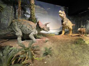 【iPhone写真】春休み目前、先取りで恐竜を満喫