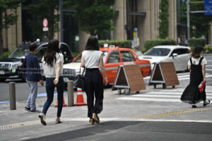 【スナップ撮影】カメラを持ってオフィス街を歩いてみた