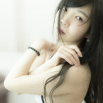 【ポートレート撮影】スタジオ内の明かりを最大限に使って撮ってみる