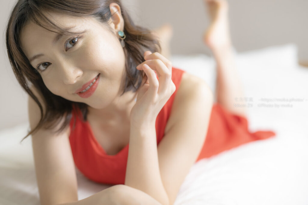 【ポートレート撮影】赤いワンピースとターコイズブルー