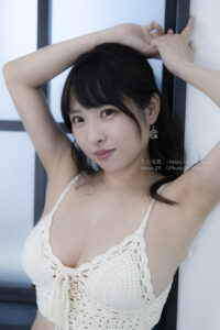 【ポートレート撮影】白のニットの水着姿 ー毛糸のパンツ!?ー