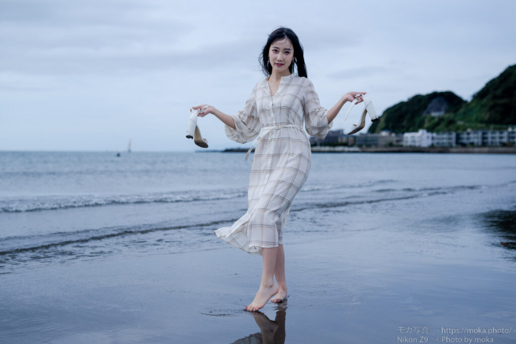 【ポートレート撮影】秋の海岸で遊ぼう