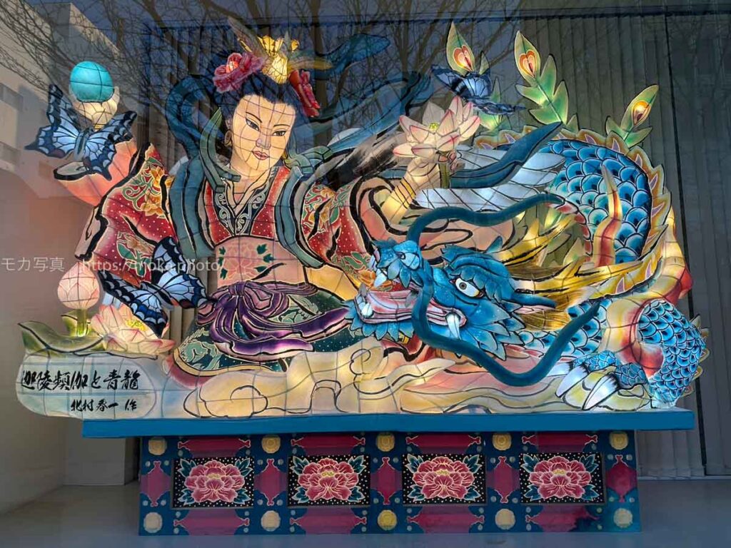 【iPhone写真】青森駅に降りたら、名物がお出迎え！！