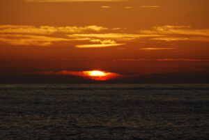 【スナップ撮影】燃えるような夕日を眺めてみよう
