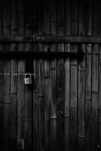 【スナップ撮影】アンダー設定で、暗く重厚に撮る