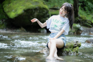【ポートレート撮影】夏の撮影は、渓流で涼しげに・・