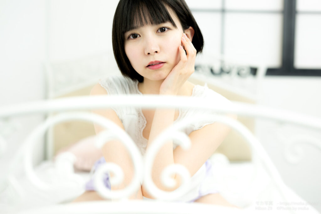 【ポートレート撮影】ベッドの上で可愛らしく・・