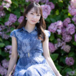 【ポートレート撮影】シンプルに紫陽花の前でパシャリ🎵